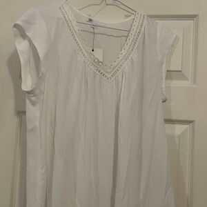 DR2 White Blouse with Lace Detail